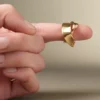 Anillo rizado Éole, edición chapado en oro de un quilate