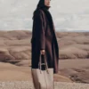 Cyme Tote, edición en color topo texturizado