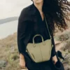 Cyme Tote Nano Edición Linden texturizado