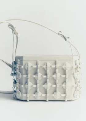 Edición «Button Bow Box» de porcelana