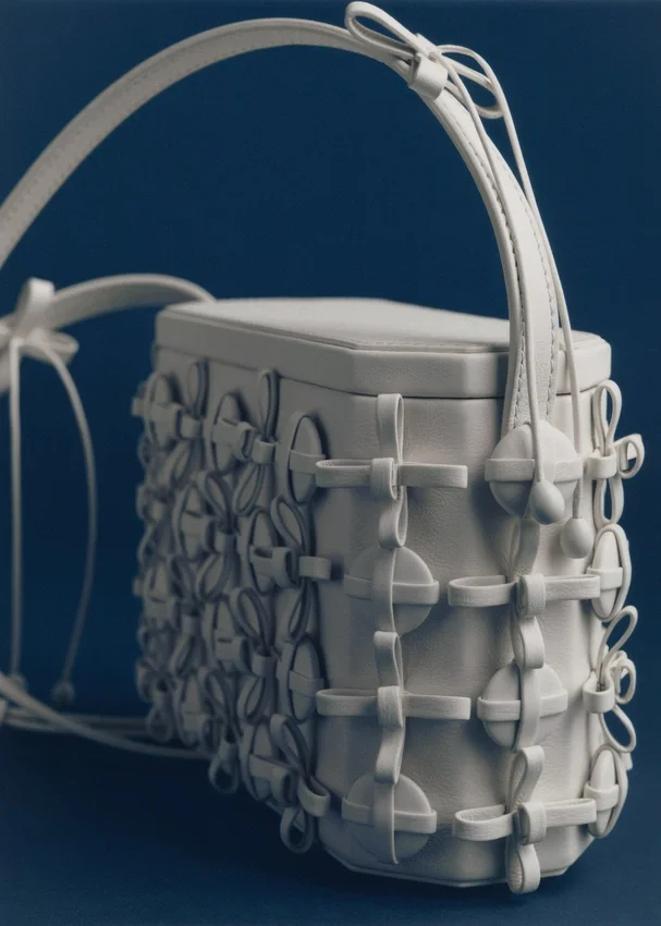 Edición «Button Bow Box» de porcelana