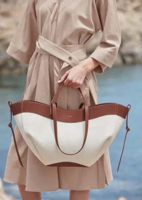 Edición Cyme en lona color coñac