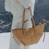 Edición Cyme Mini: arcilla ocre texturizada