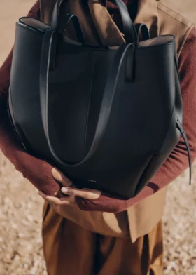 Edición Cyme Tote, negro texturizado