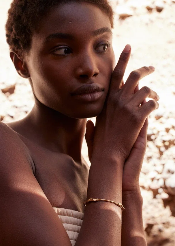 Edición Eroz Bangle, chapada en oro de 24 quilates