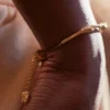 Edición Eroz Bangle, chapada en oro de 24 quilates