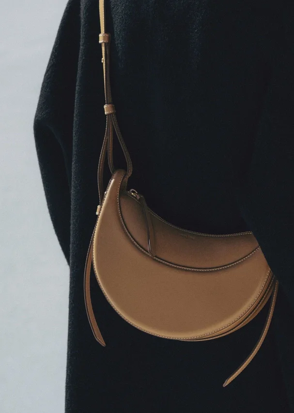 Edición Numéro Dix: arcilla ocre lisa