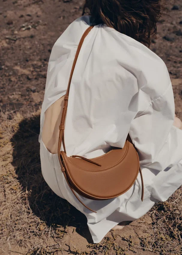 Numéro Dix Edición Camel Texturizada