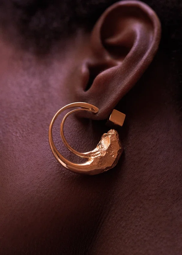 Pendientes de aro Eroz, edición chapada en oro de 24 quilates
