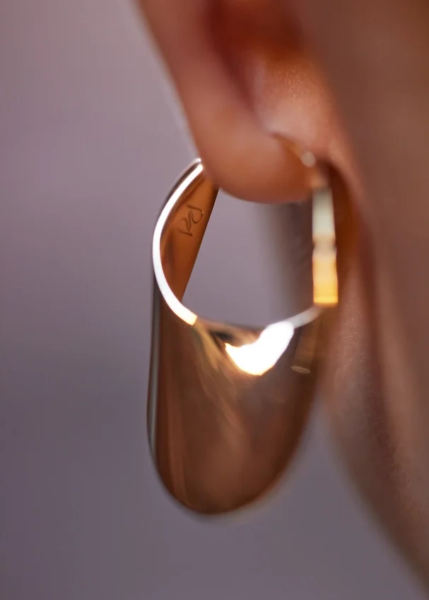 Pendientes de aro finos Éole, edición chapada en oro de 24 quilates