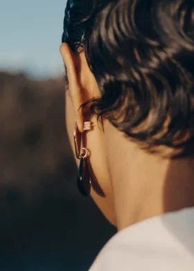 Pendientes Naé, edición de cristal ahumado